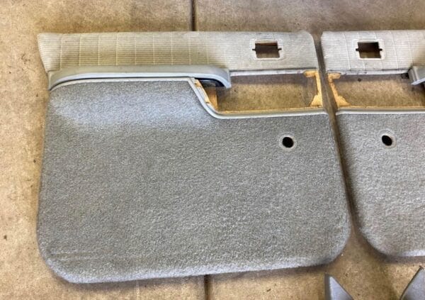 Obs Chevy 88-94  crew cab gray Door panels - Image 2