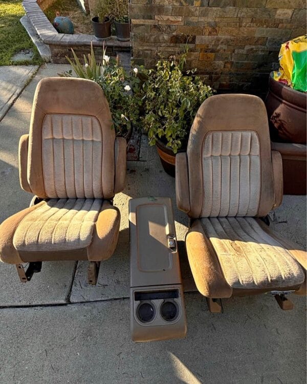 88-94 obs chevy Tan bucket seats with console