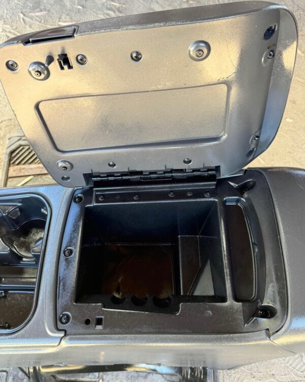 99-06 Charcoal Grey Silverado Center Console  Fit:Silverado,Sierra,Yukon,Tahoe,Avalanche etc. Includes:center console and dash bracket with bolts - Image 3