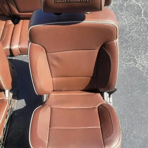 Silverado High Country Seats. 14-18 Crewcab Sierra Seat - Image 3
