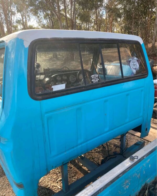 Custom tub surface rust built for a dual wheel F truck , will fit an F100 if you want put real wide Tyres on 😁 Roll Bar included - Image 5