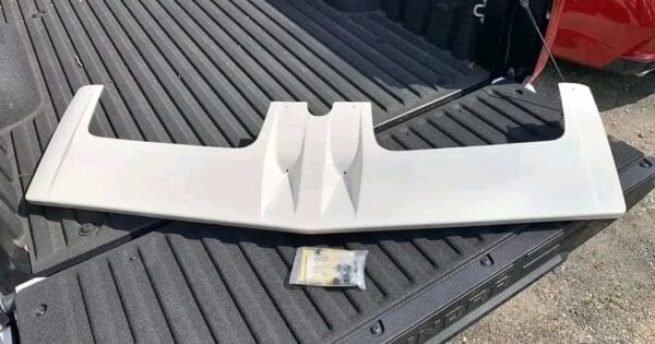 73-79 ford f100 f150 Lund sun visor brand new. This doesn't come around in this condition i have all mounting hardwares.