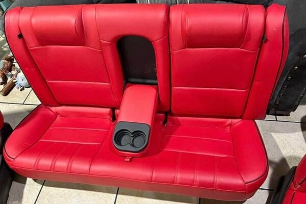 2000-2005 chevy Monte carlo red leather seats - Image 2