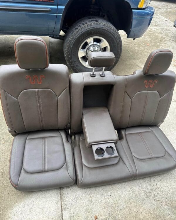 Ford King Ranch Seats Console  Fully powered with memory and massage!  Heated & Cooled  Heated Rear seats  Everything works like new.   Perfect Condition!  Interior has been store in climate controlled room since removed.   Nice as they come! - Image 4