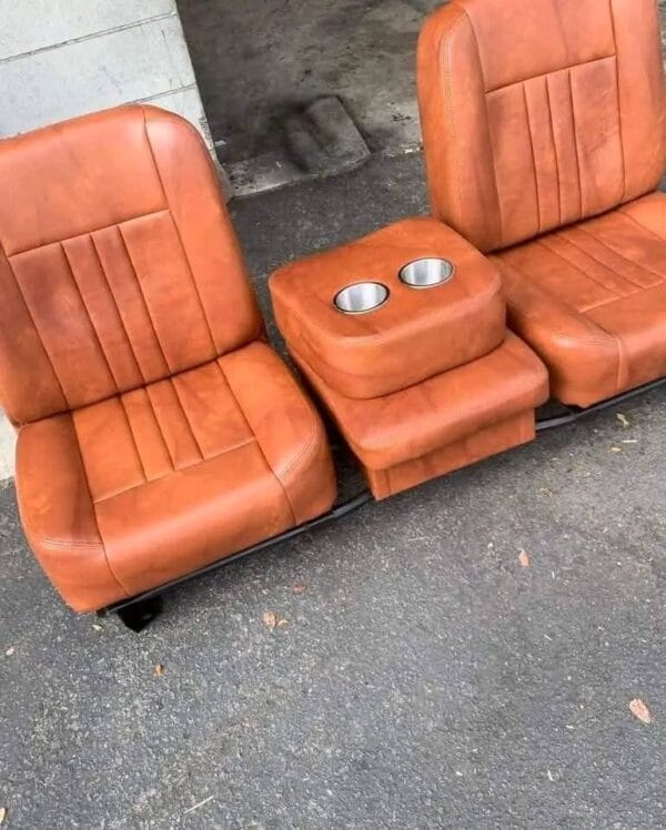 C10/Ford seats - Image 2