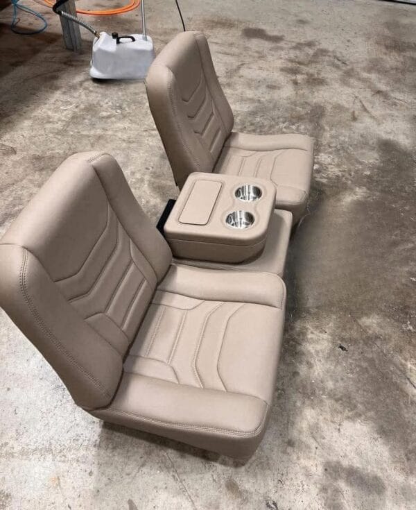 C10 seats Tan color - Image 3