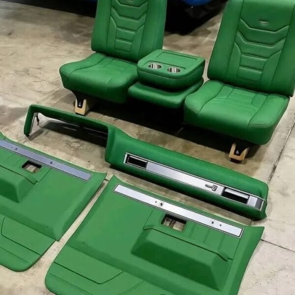 C1O GREEN INTERIOR