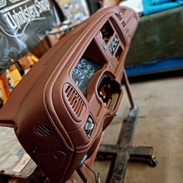 95-96 OBS BROWN DASHBOARD - Image 4